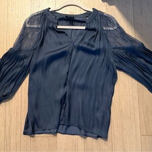 Current Air Women's blouse